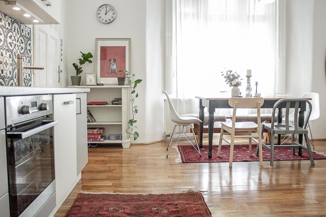 Charming And Unique Apartment With Balcony By The Great Synagogue Будапеща Екстериор снимка