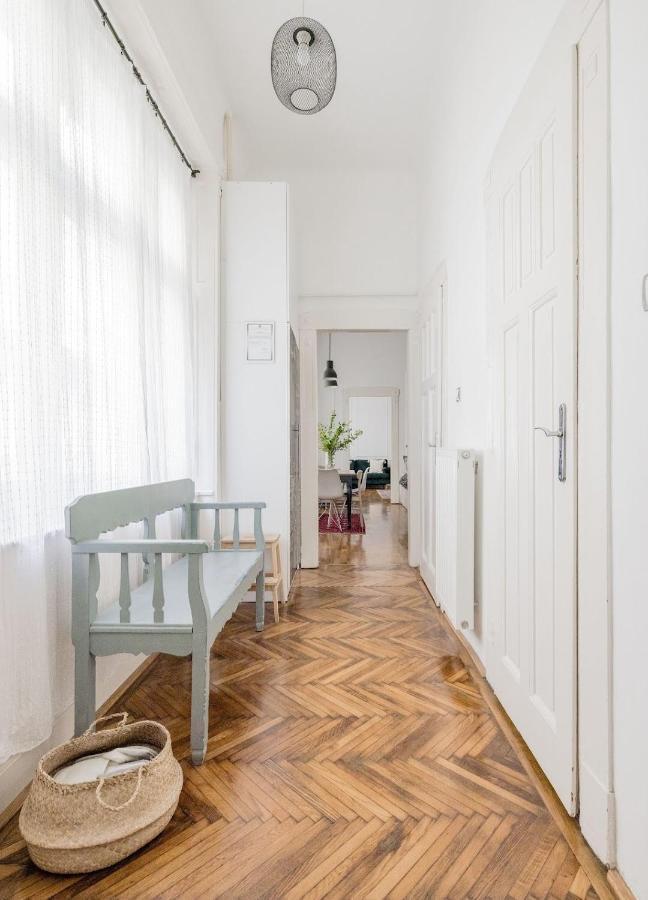Charming And Unique Apartment With Balcony By The Great Synagogue Будапеща Екстериор снимка