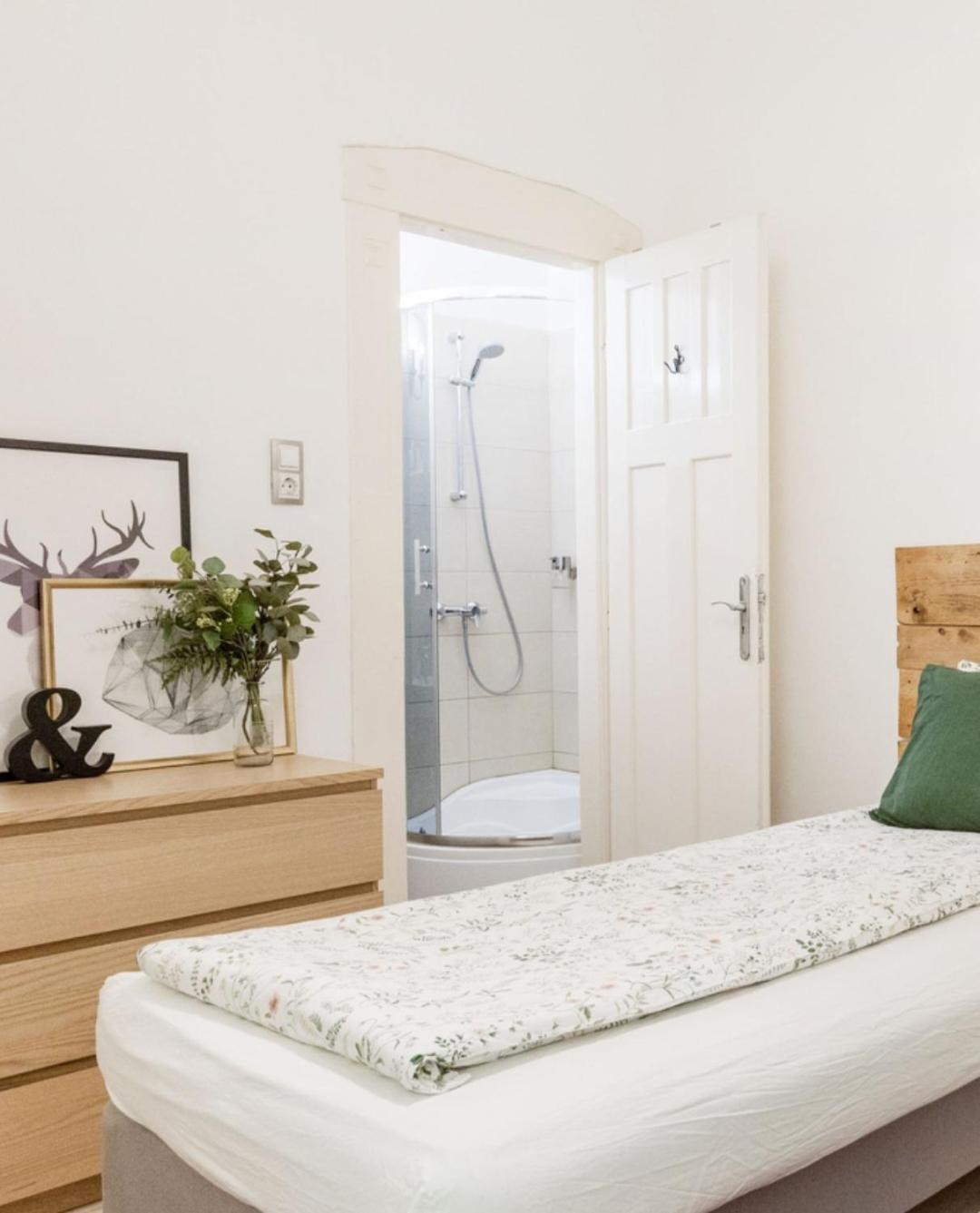 Charming And Unique Apartment With Balcony By The Great Synagogue Будапеща Екстериор снимка