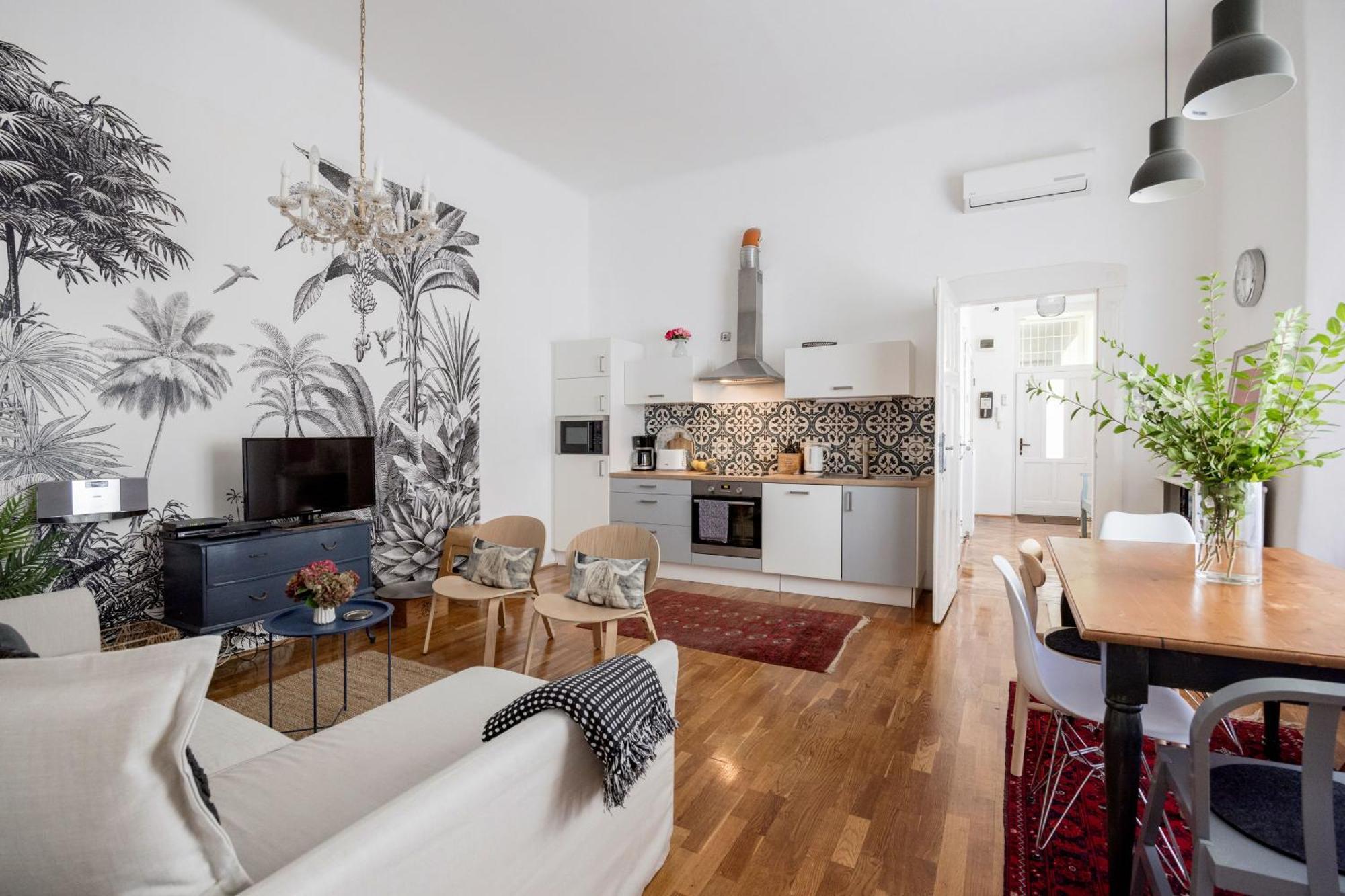 Charming And Unique Apartment With Balcony By The Great Synagogue Будапеща Екстериор снимка